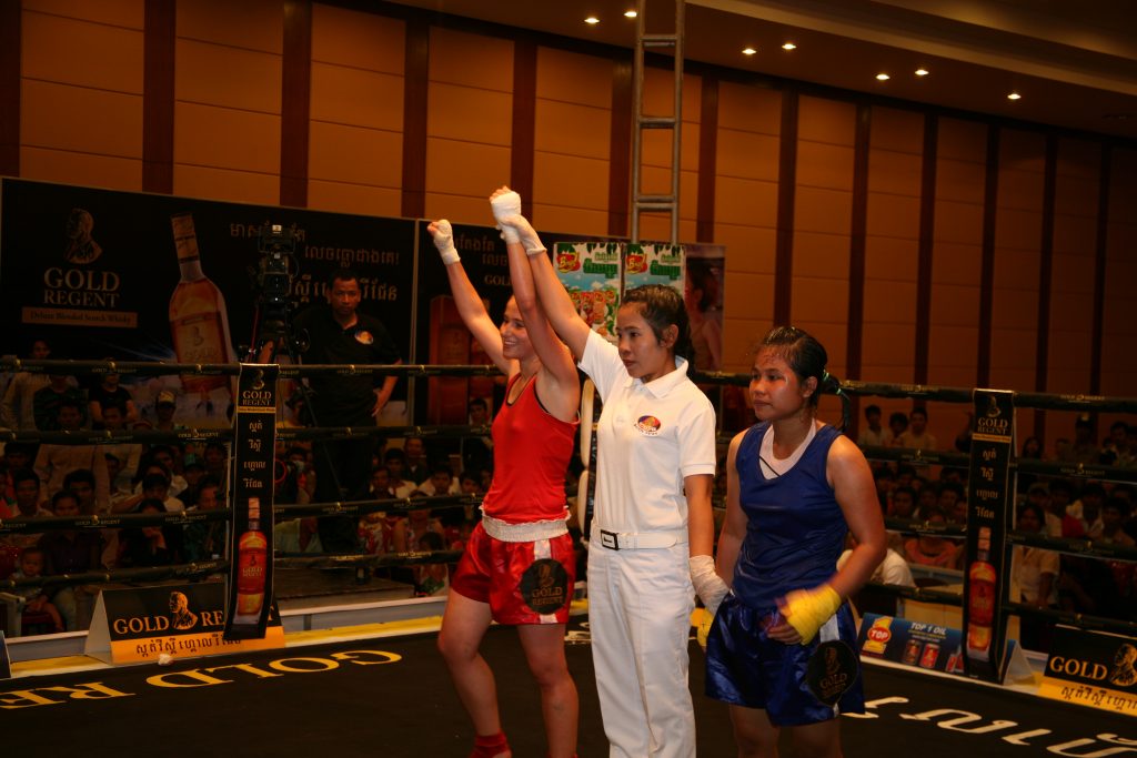 Maelle Pariez vs Cambodia (2)